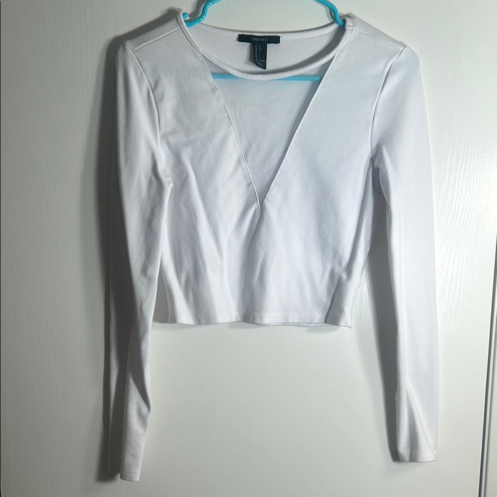 White Long Sleeve VPlunge Top size Large Forever 21 Brand New